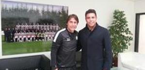 Ronaldo con Conte. Juventus.com